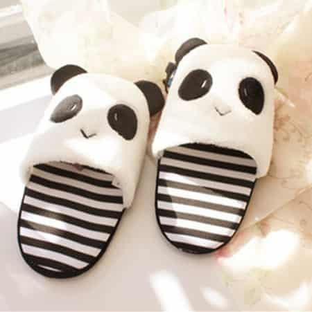 家居冬季日用品 一双创意拖鞋，温暖整个寒冬